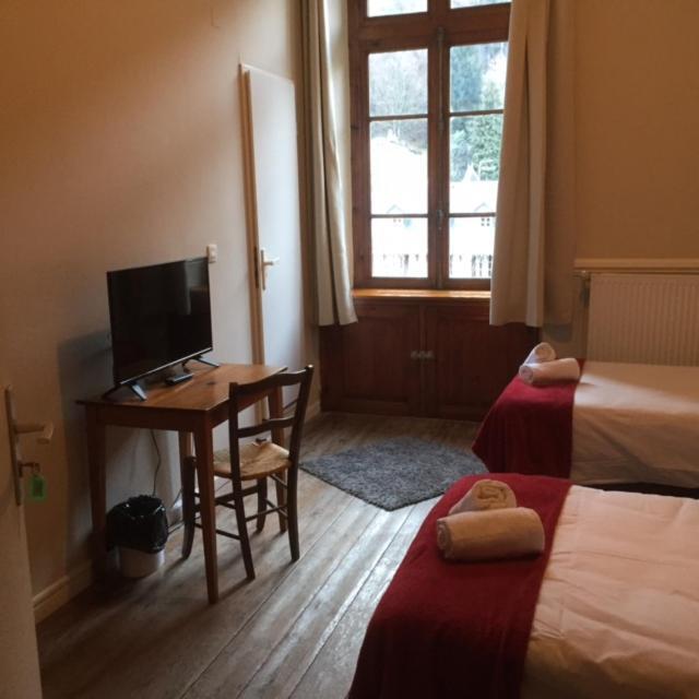 维拉德阿尔蒂酒店 Bagnères-de-Luchon 外观 照片