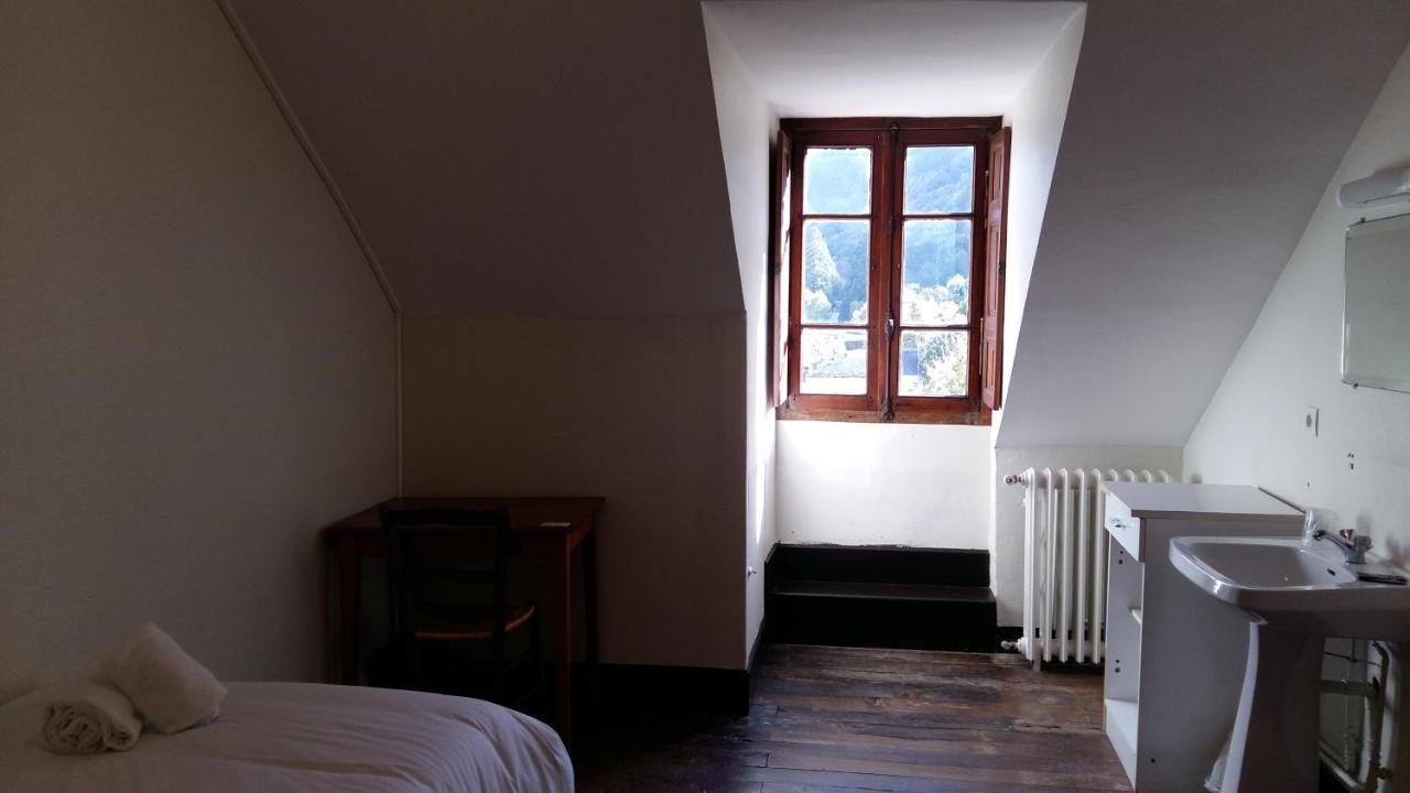 维拉德阿尔蒂酒店 Bagnères-de-Luchon 外观 照片